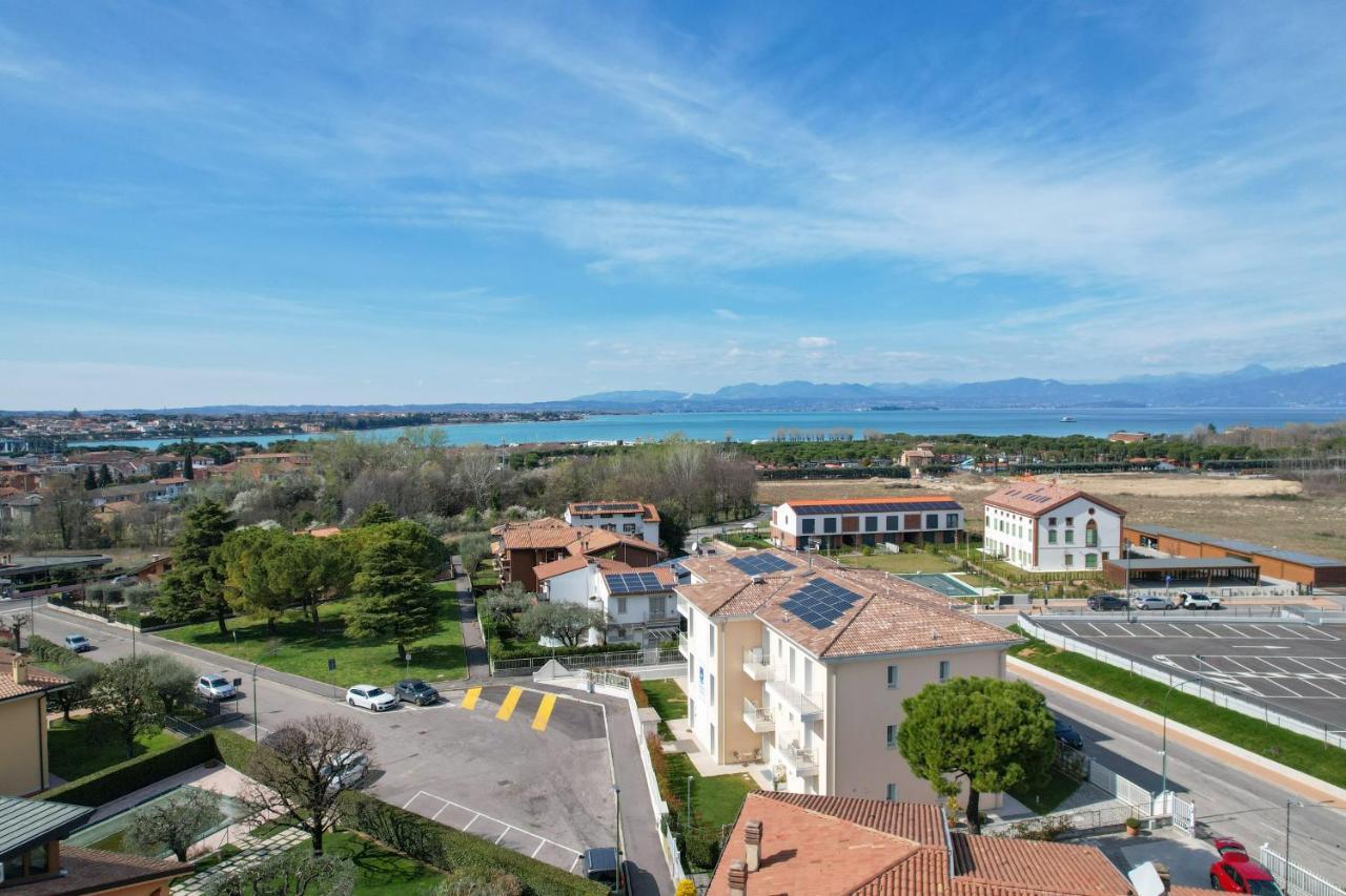 Ranalli Palace Peschiera del Garda Esterno foto